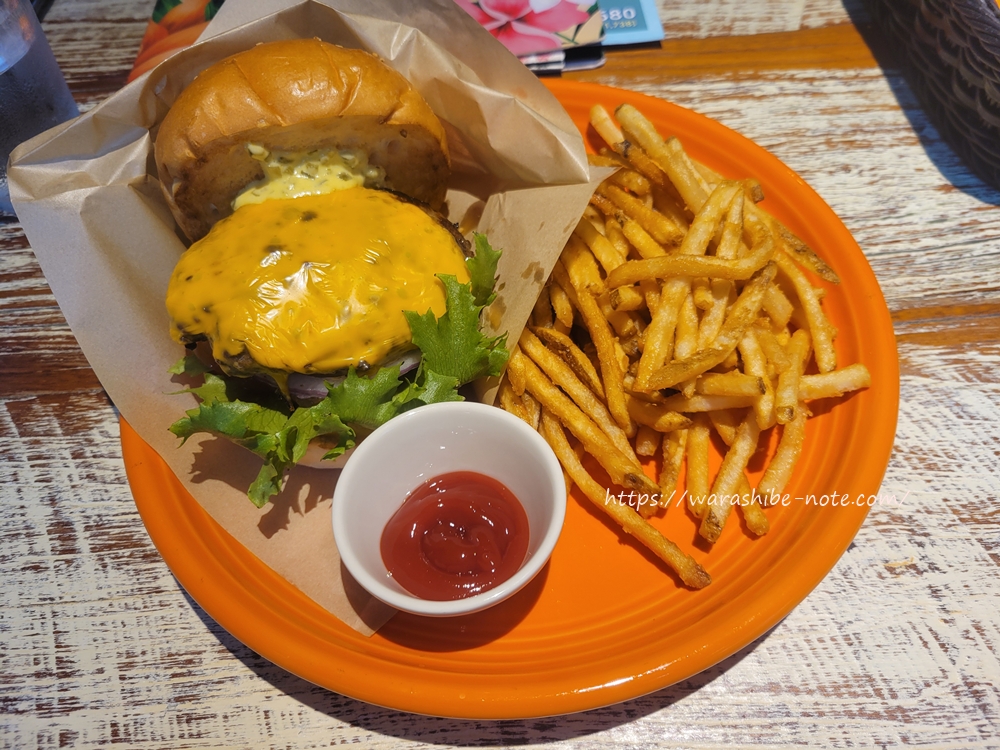 コナズチーズバーガー
