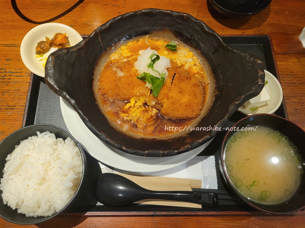 「北海道」大手町店 カツ煮定食